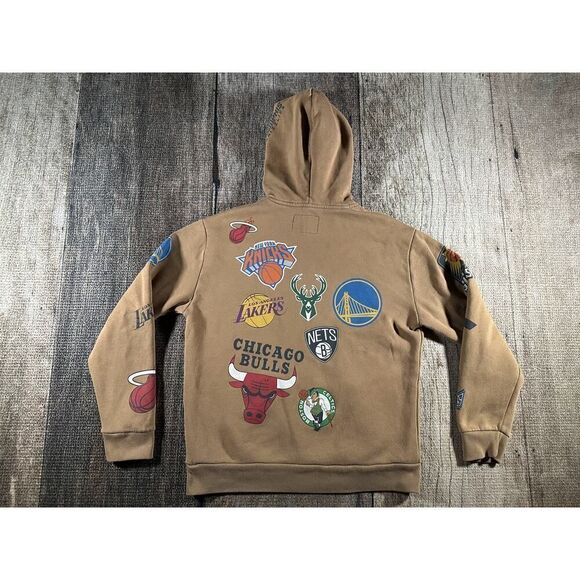 Hollister Nba Pullover Hoodie Small Team Logos Basketball Graphic Brown Unisex - Picture 7 of 9